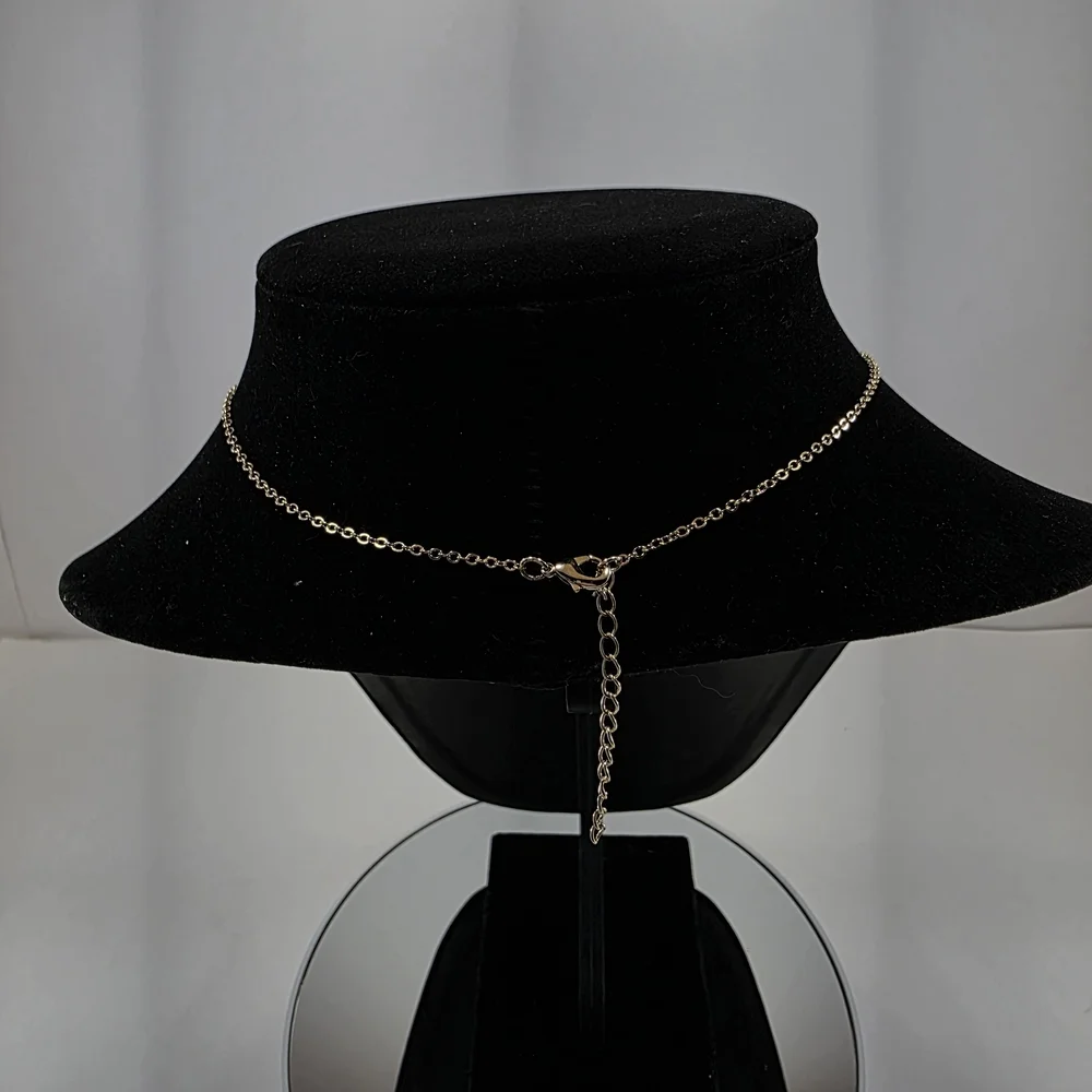 Elegant Gold Plated Necklace with Interlocking Rings